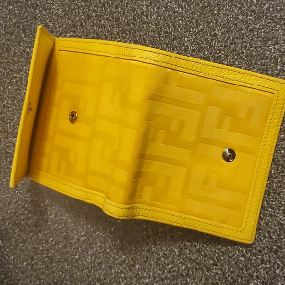 Fendi Monogram Limited Edition Wallet - Picture 14 of 16